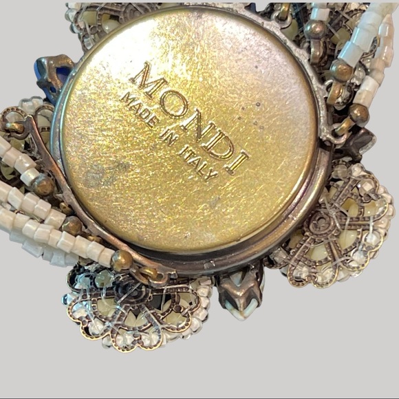 Mondi Made in Italy Flower Statement Necklace - Picture 3 of 4